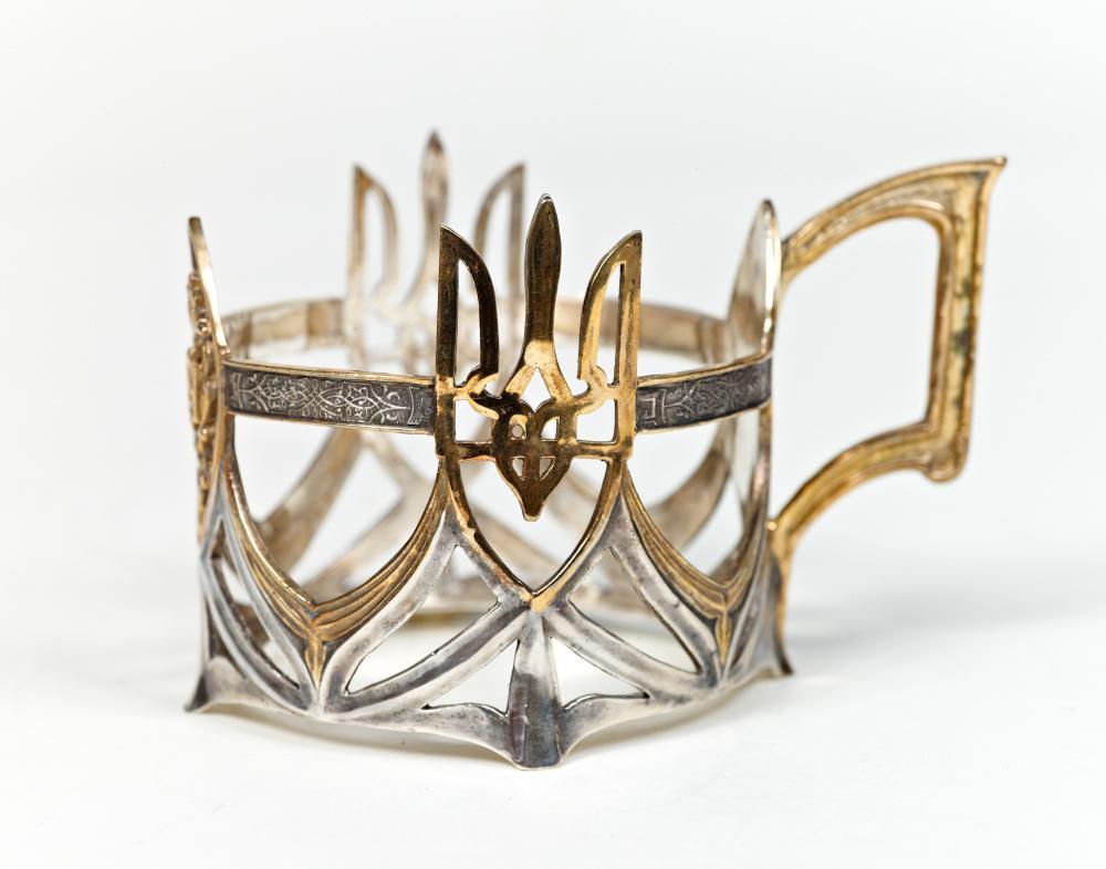 Podstakannik : Une sélection des pièces les plus chères !